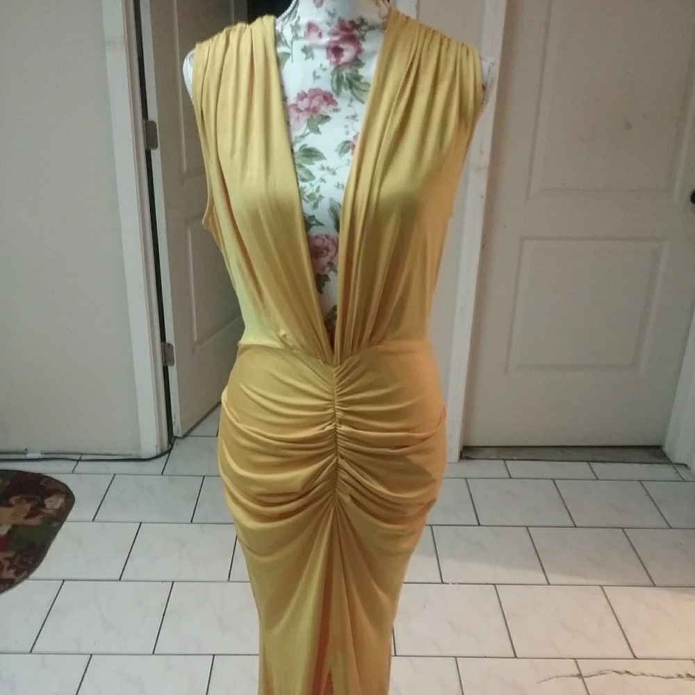 Fashionable maxi dress